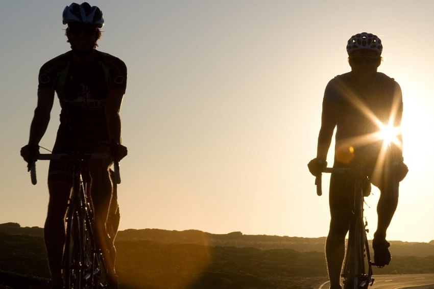 Business travellers are cycling along Algarve’s scenic routes